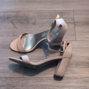 Worthington Tan Block Heel Sandals